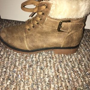 Women’s size 7 Ankle boots